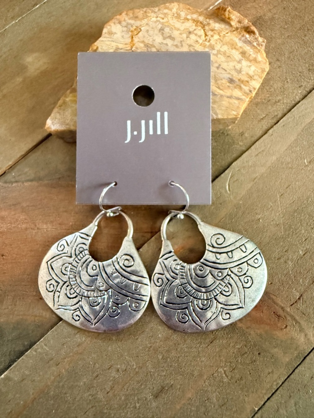 J. Jill Silver Etched Dangle Earrings Boho Statement Drop Festival Chic
